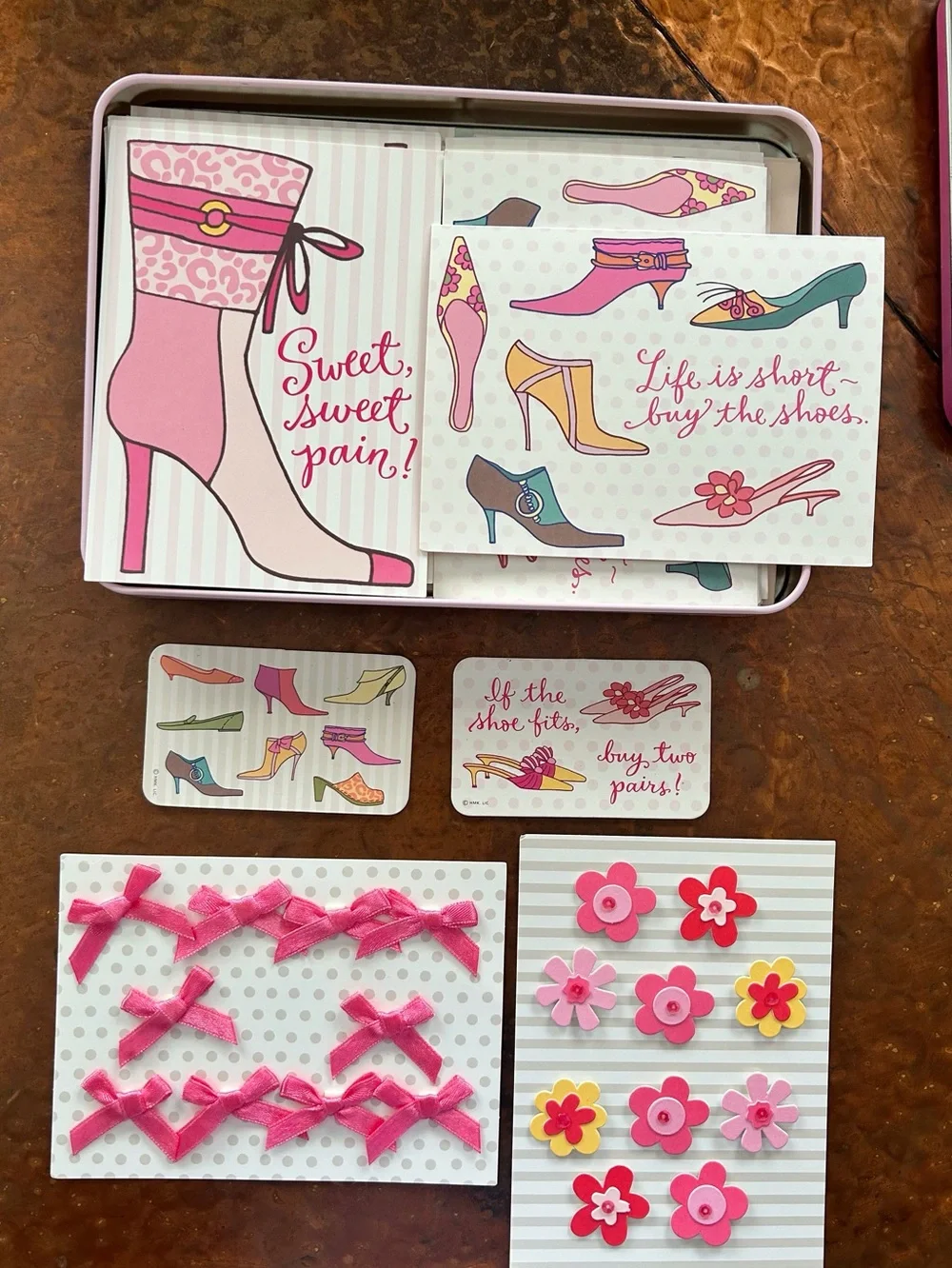 Card stationary with Shoe theme